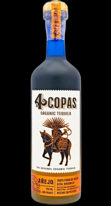 4 Copas Añejo