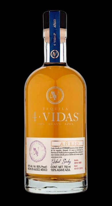 4 Vidas Tequila Añejo