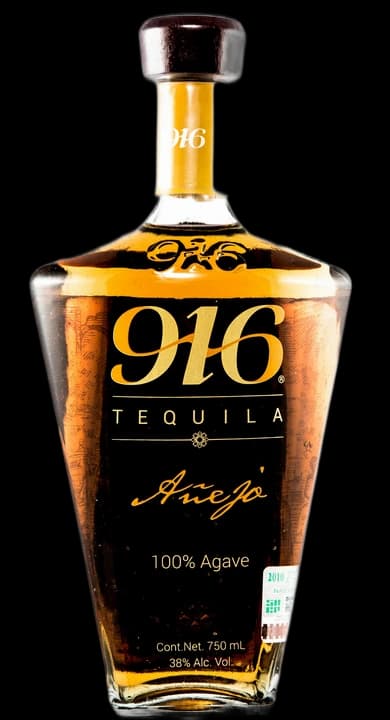 916 Tequila Añejo