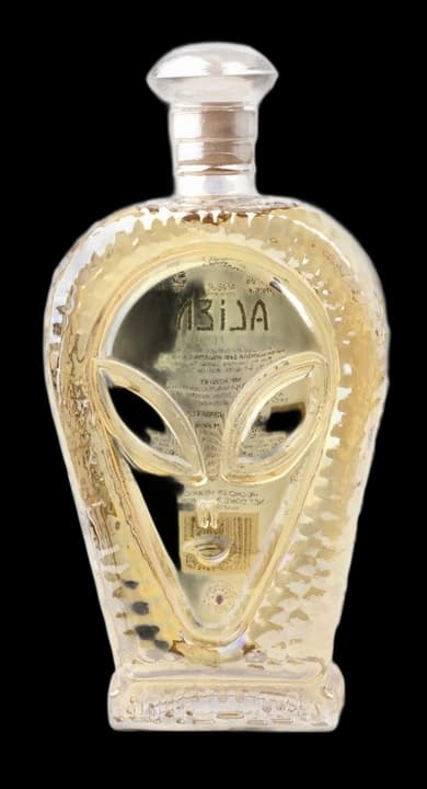 Alien Añejo