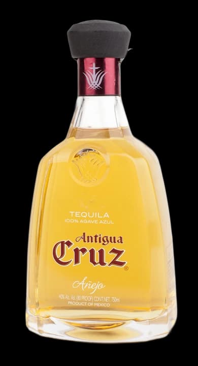 Antigua Cruz Añejo