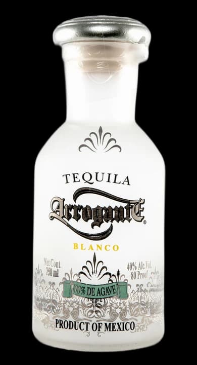Arrogante Blanco