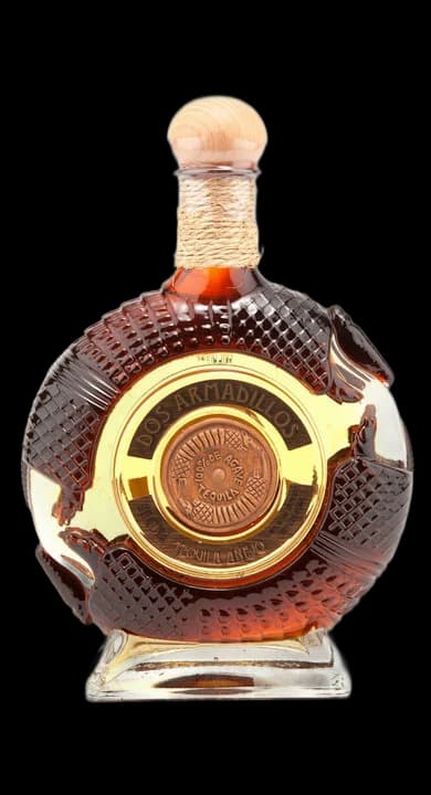 Dos Armadillos Añejo