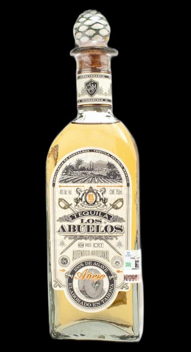 Los Abuelos Añejo
