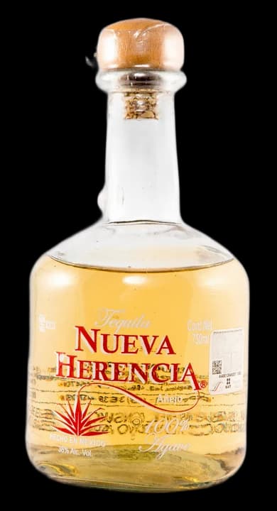 Nueva Herencia Añejo