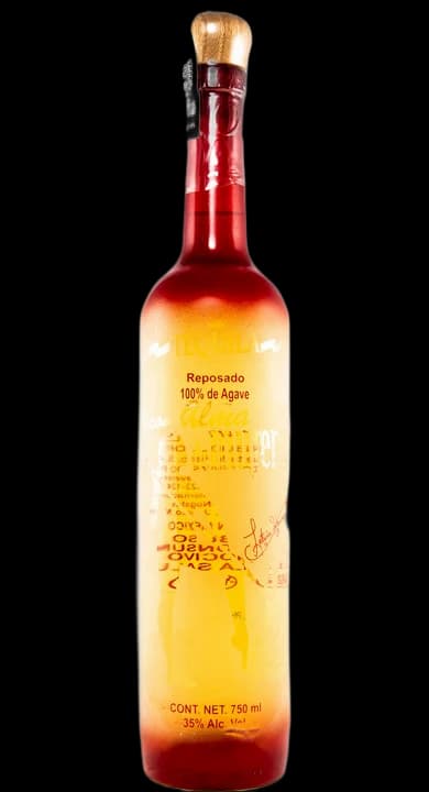 Con Alma de Mujer Tequila Reposado
