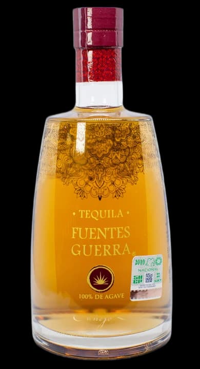 Fuentes Guerra Tequila Añejo