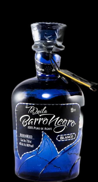 Tequila Barro Negro Blanco