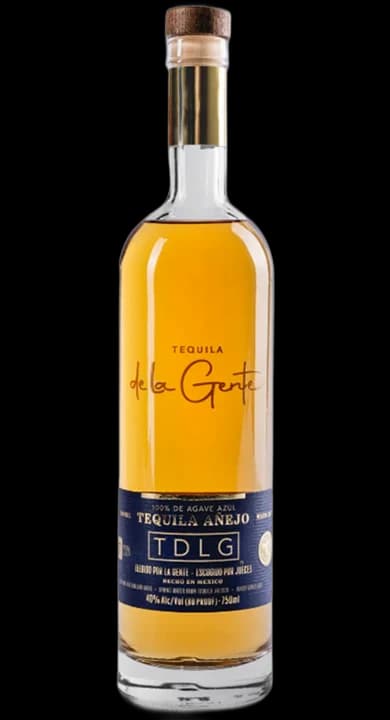 Tequila de La Gente Añejo